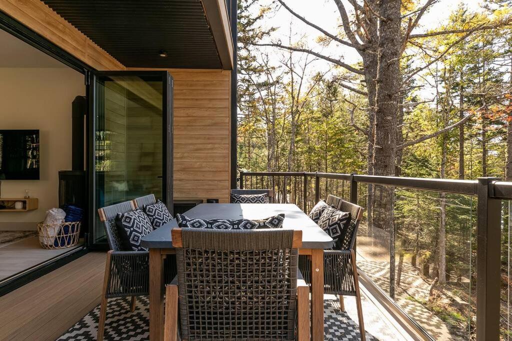Numinous Cottage Long Lake Oasis Centre Rawdon 外观 照片