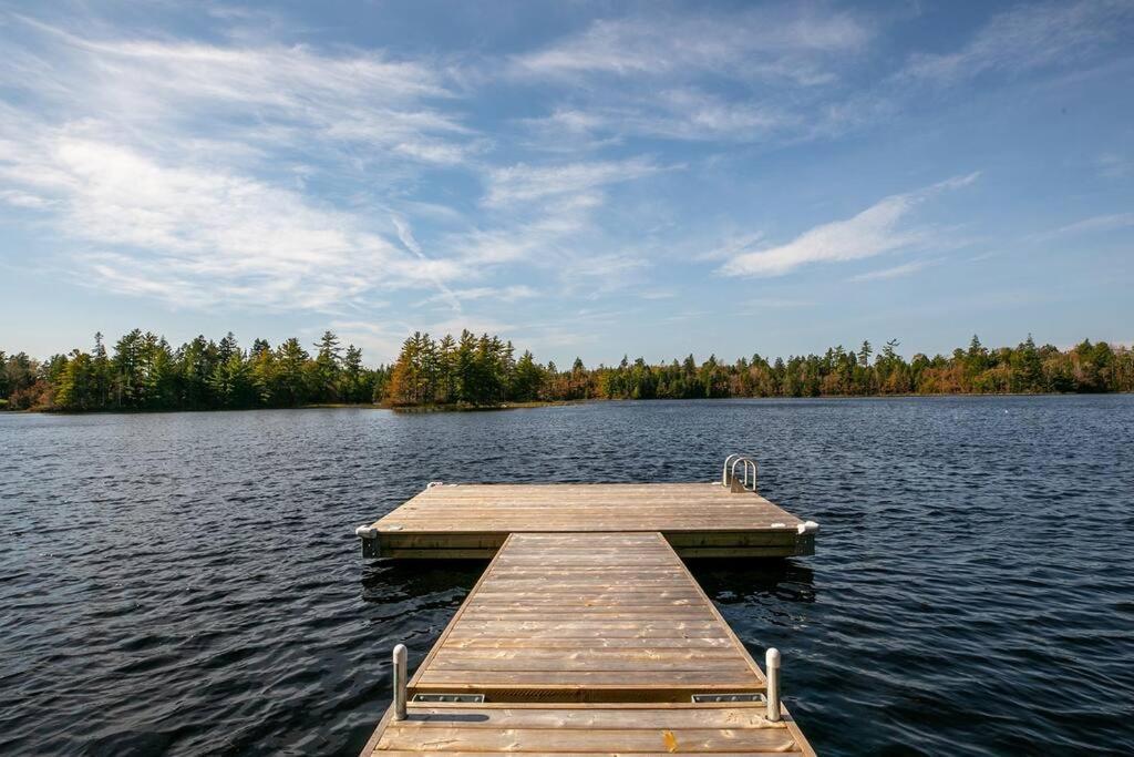 Numinous Cottage Long Lake Oasis Centre Rawdon 外观 照片