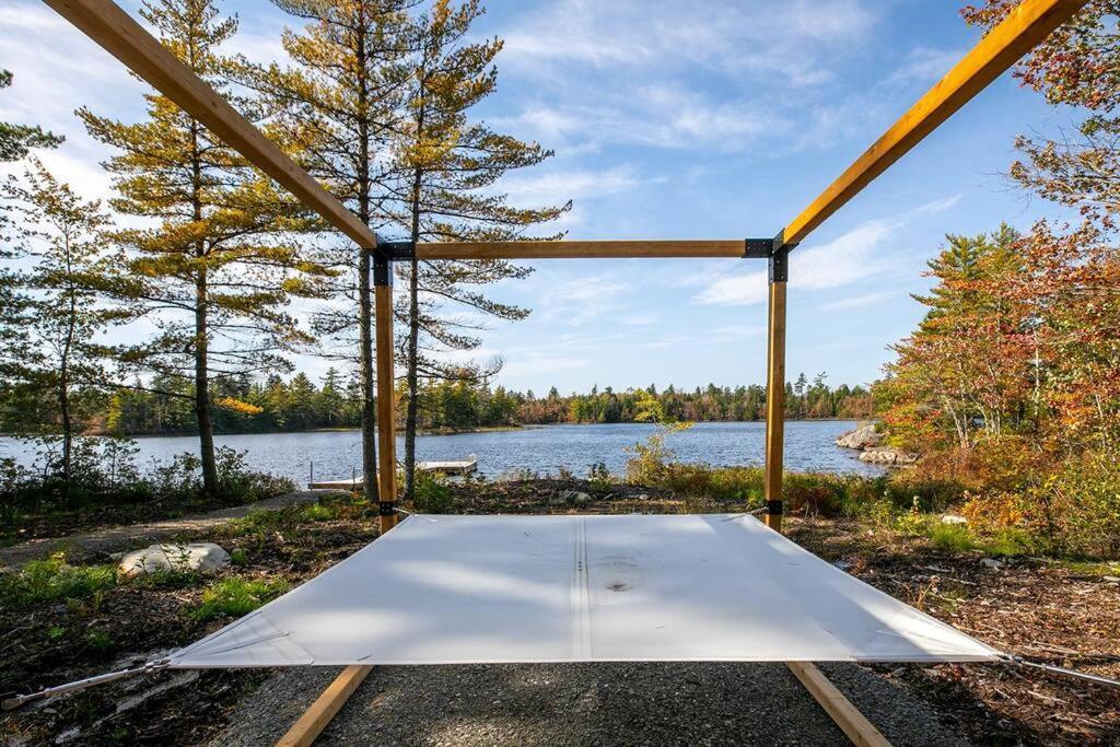 Numinous Cottage Long Lake Oasis Centre Rawdon 外观 照片